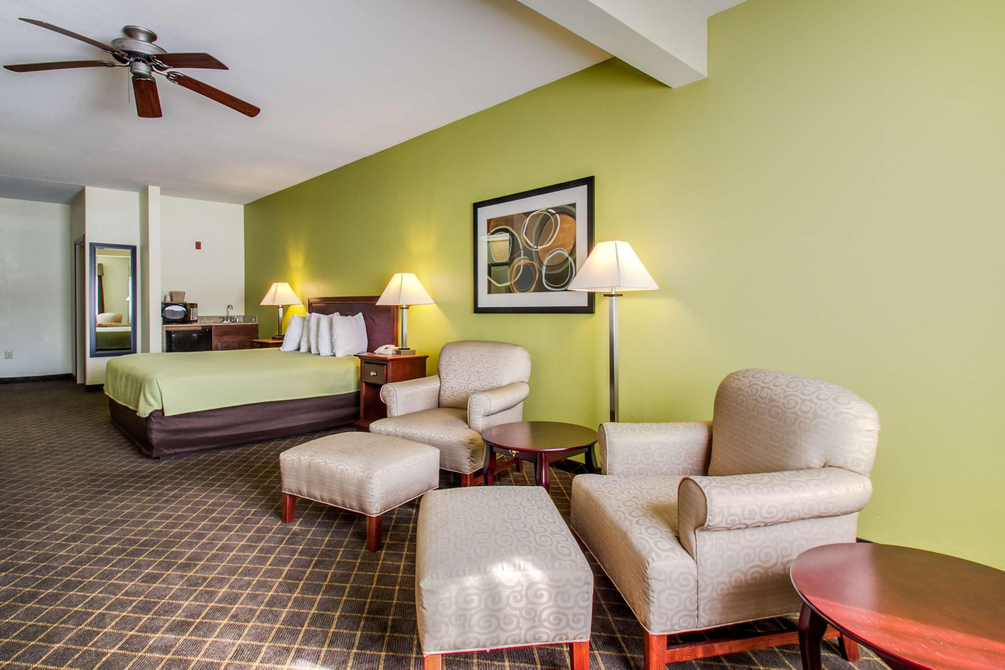 Best Western Geneseo Inn Εξωτερικό φωτογραφία