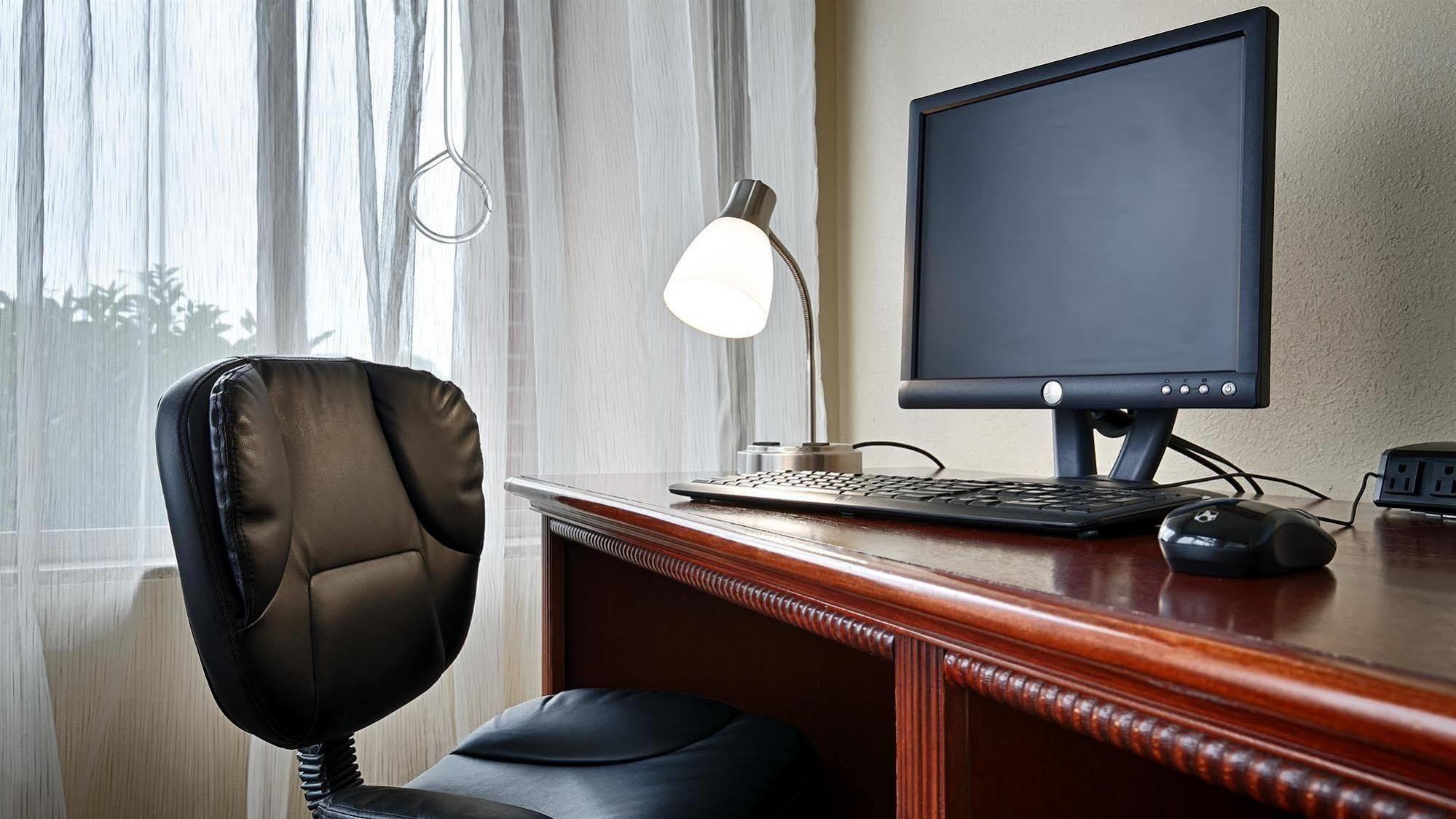 Best Western Geneseo Inn Εξωτερικό φωτογραφία