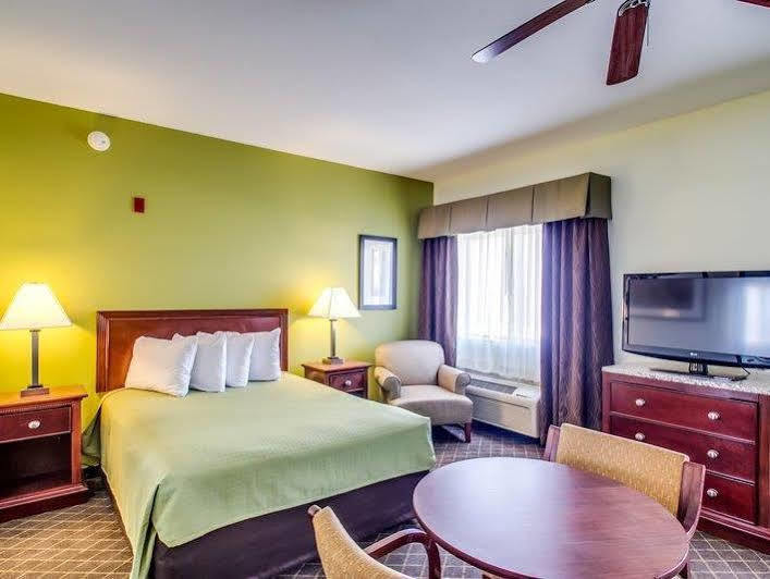 Best Western Geneseo Inn Εξωτερικό φωτογραφία